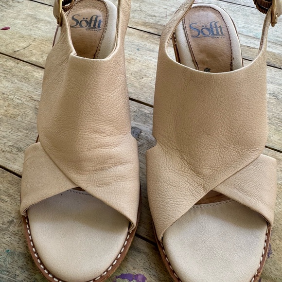 Sofft neutral “mendi” heels size 7 - Picture 2 of 3